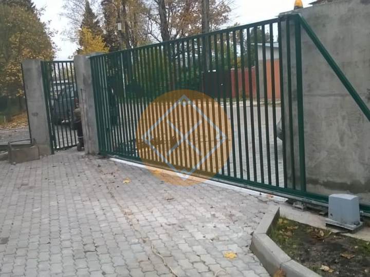 откатные решетчатые ворота